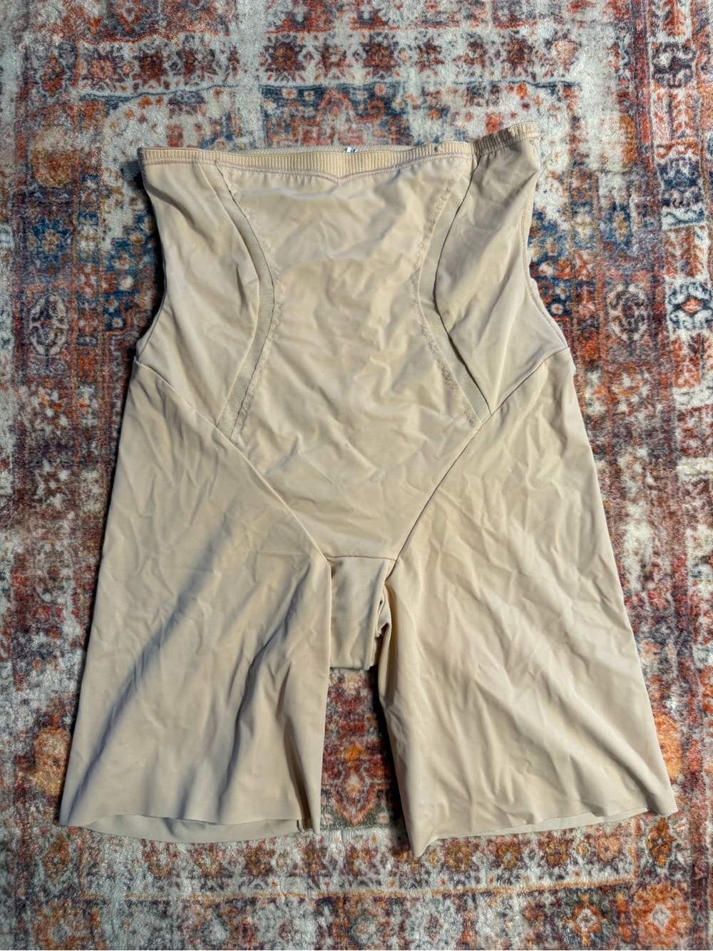 Maidenform Nude High Waisted Shapewear Shorts Medium Beige Smoothing Slip Shorts